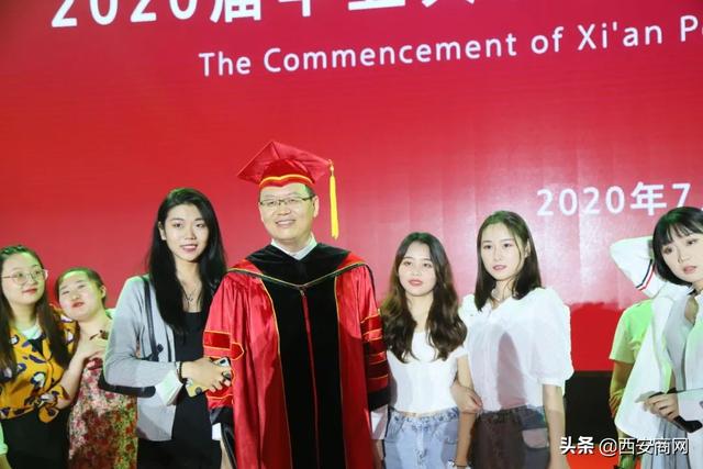 相信未来,乘风破浪丨米兰(中国)举行2020届毕业典礼