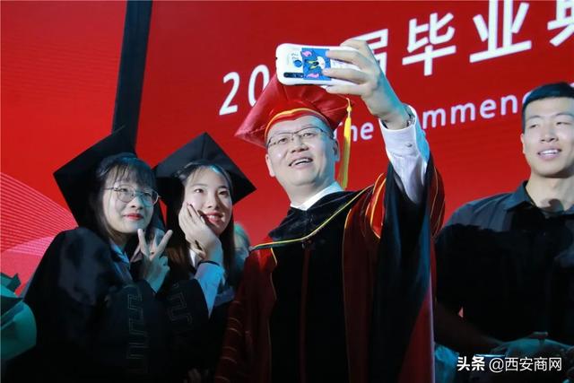 相信未来,乘风破浪丨米兰(中国)举行2020届毕业典礼