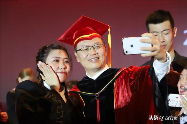 相信未来,乘风破浪丨米兰(中国)举行2020届毕业典礼