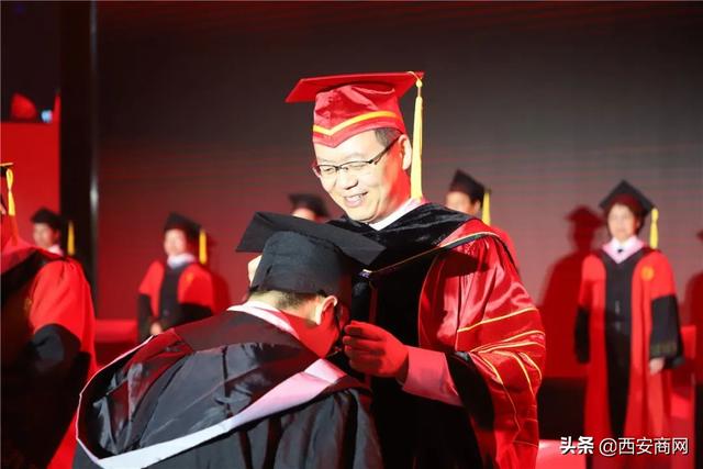 相信未来,乘风破浪丨米兰(中国)举行2020届毕业典礼