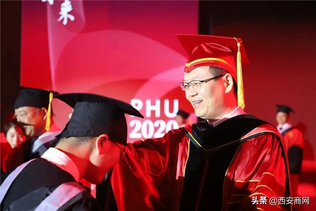 相信未来,乘风破浪丨米兰(中国)举行2020届毕业典礼